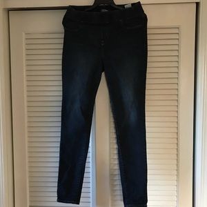 Old Navy sculpt jeans